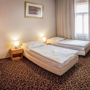 Economy Kamer met Twee Aparte Bedden